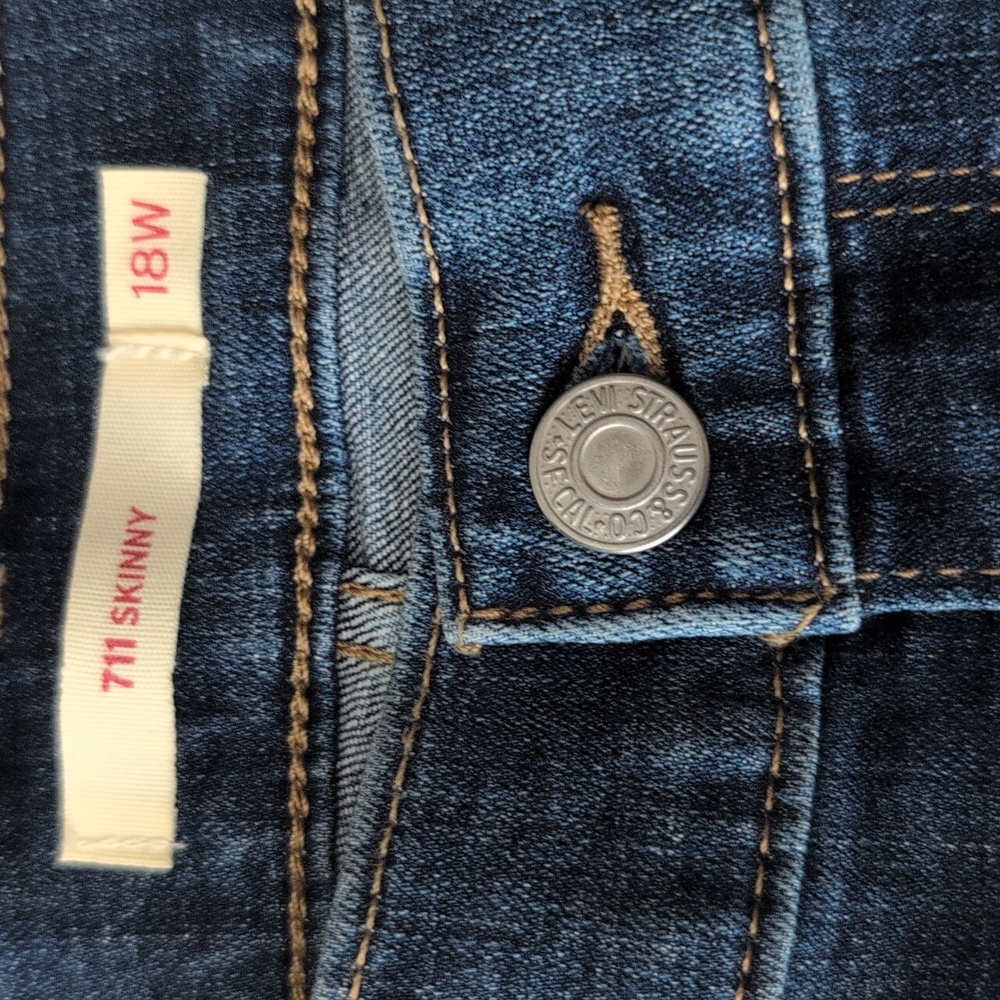 Size 18W 711 Levi Strauss & Co Skinny  Jeans  NWT ! - Picture 9 of 14